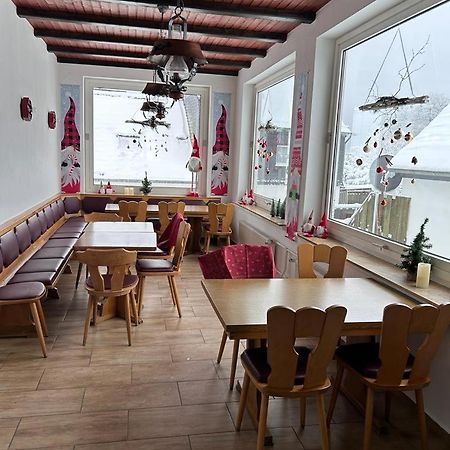 빈터베르크 Ferienhaus Astenblick - Ideal Fuer Weihnachtsfeiern Und Familienfeiern Bietet Schlafplaetze Fuer Bis Zu 35 Personen 빌라 외부 사진